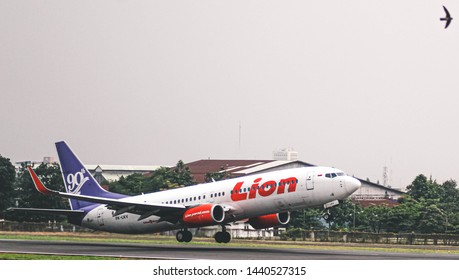 Indonesia 27 Juni 2019

Special 90th Boeing 737 Next Generation Livery
Rotate
