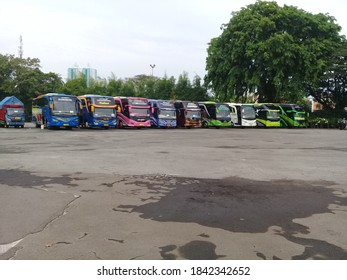 Indonesia, 27 October 2020, A Tourist Bus Is Parked In The Courtyard Of The Jakarta International Expo With A Selective Focus