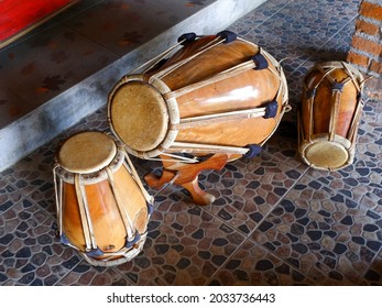 198 Dholak Instrument Stock Photos, Images & Photography | Shutterstock