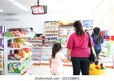 Indonesia - Oct 8, 2022 : People Queuing To Pay At The Supermarket