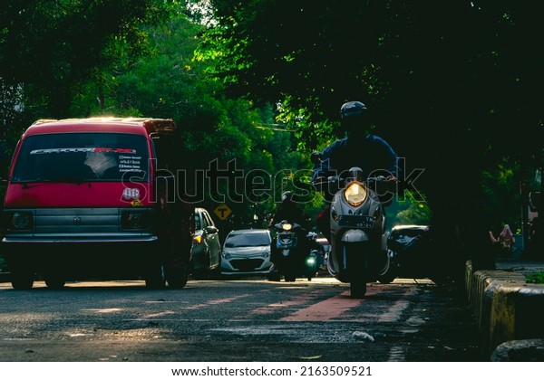 INDONESIA, WEST JAVA, CIANJUR - MAY 30, 2022 :
Afternoon Traffic
