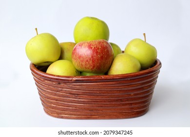 2,621 Indonesian Apple Images, Stock Photos & Vectors | Shutterstock