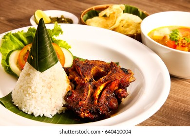 183,452 Indonesian cuisine Images, Stock Photos & Vectors | Shutterstock