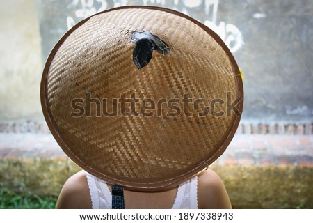 Mary with a hat Parenting