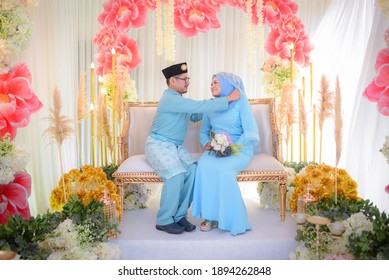 Indonesian Moslem Marriage Process Bride Groom Stock Photo 1894262848 ...