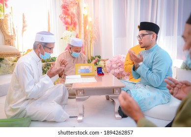 Ijab Kabul Images Stock Photos Vectors Shutterstock<script async src=