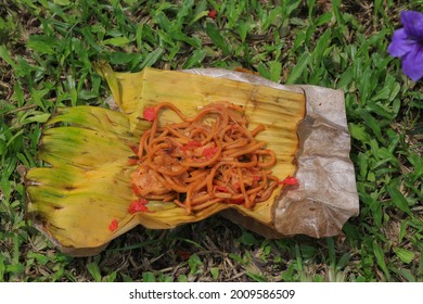 Indonesian Traditional Noodles That Have Been Wasted In The Field, This Is A Bad Deed