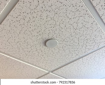 Indoor Fire Sprinkler Not Descended Cover Ceiling