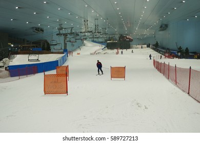 Indoor Ski Center Dubai February 2017 