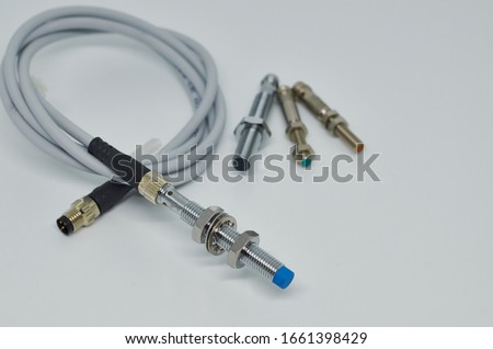 Inductive proximity sensor or proximity switch