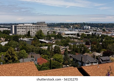 Industrial City Scape, Above The Rooftops, An Overview Of The Urban Density, A Dense Mix Of Industrial And Housing Combinations In Portland, Oregon, USA