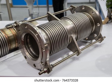 Industrial flexible expansion joint stainless steel flange connection