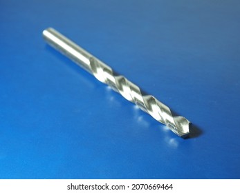 Industrial High Speed Steel Drill Bit. Suitable For A Wide Range Of Projects. Hard Wearing And Durable Drill Bit