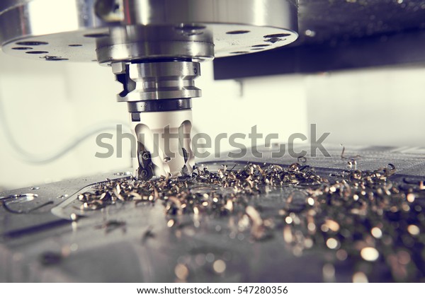 industrial\
metalworking cutting process by milling\
cutter