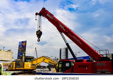 クレーン車 の画像 写真素材 ベクター画像 Shutterstock