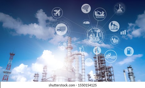 Industry 4.0 Oil refinery and double exposure icon concepts, networking and data exchange and modern technology for the world industrail. - Shutterstock ID 1550154125