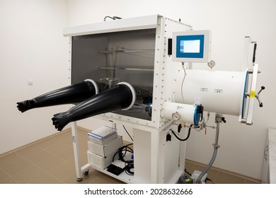 Inert Atmosphere Laboratory Vacuum Glove Box. A Vacuum Glove Box Combines The Best Of A Vacuum Chamber And A Glove Box.