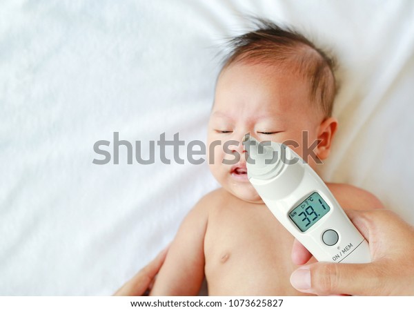 infant ear temperature