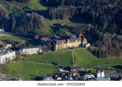 Ingengohl, Schwyz, Switzerland - 04-07-2021: View On Stiftung Theresianum From Stockflue