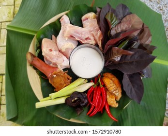 Ingredients To Cook Rendang Ayam Daun Puding