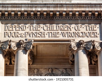 Inscription Above The Entrance Of The Central Criminal Court Known As The Old Bailey In London, England UK Which Reads Defend The Children Of The Poor And Punish The Wrongdoer, Stock Photo Image