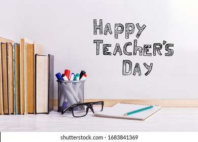 17,105 Happy teacher white board Images, Stock Photos & Vectors ...