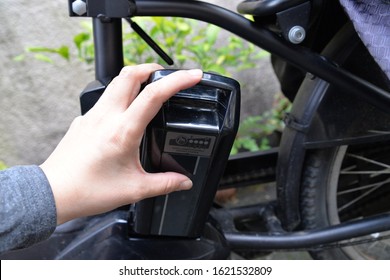 Insert Battery Of Electric Assist Bicycle