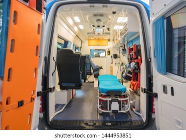 5,340 Ambulance inside Images, Stock Photos & Vectors | Shutterstock