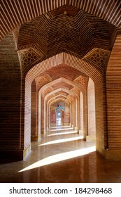 Inside Shah Jahan Mosque, Thatta