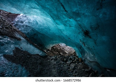 214 Sapphire ice cave Images, Stock Photos & Vectors | Shutterstock