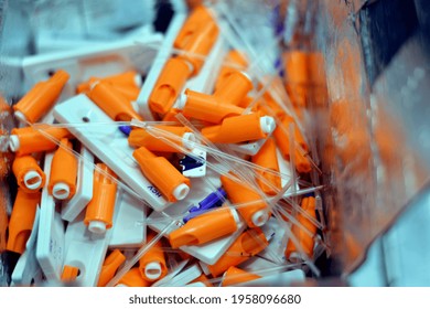 Inside View Of A Clinical Waste Container, Medical Safety Box For  Bio-hazard Medical Contaminated  Clinical Wastes. Disposal Container For Infectious Waste, Reducing Medical Waste Disposal.