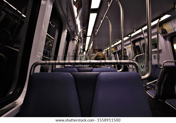 Inside view of a
wagon in Washington DC
Metro