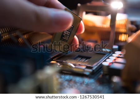Installation CPU on socket of motherboard