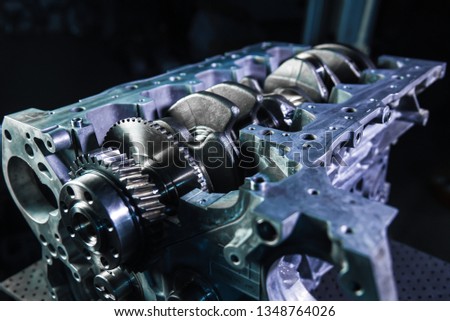 installation of a crankshaft