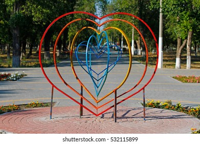 Installation in the shape of a heart in the street
