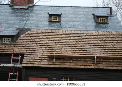 Installing A Hand Split Cedar Shake Roof. Ladders And Staging. Underlayment And Ventilation To Old Colonial House