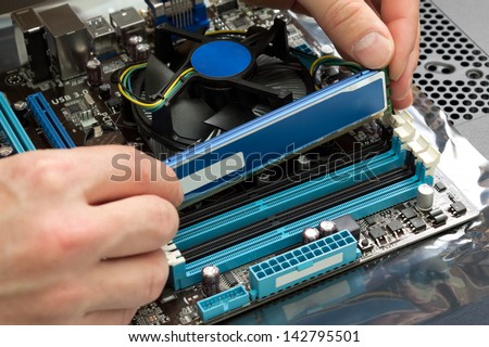 Installing random access memory into PC
