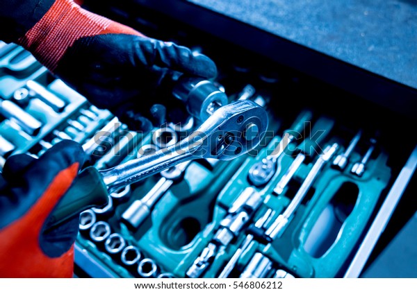 Instrument in auto\
repair service. Close\
up