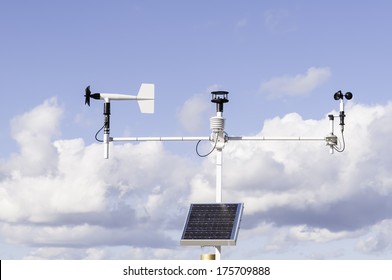 Instruments for climate analysis: Solar-powered weather station at Fort Caroline National Memorial along the St. Johns River in Jacksonville, Florida, USA