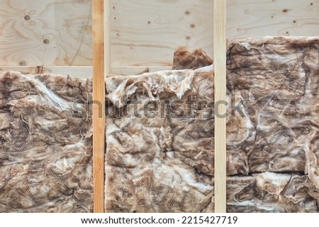 Insulation of a Dutch wall with natural sheep wool