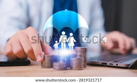 Insurance advisor develops life insurance planning, family financial protection, wealth preservation, risk management, long-term security, financial planning, insurance coverage, future financial