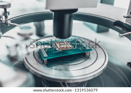 integrated cirquit on the probe table
