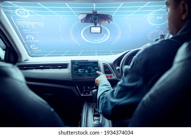 The interactive windshield of an autonomous car