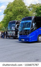 Intercourse, PA, USA - June 5, 2018: Tour Buses That Bring Visitors And Tourists Are Parked At The Kitchen Kettle Complex In Lancaster County, PA.