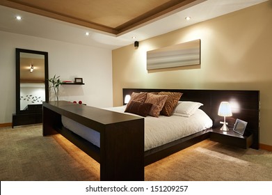 Interior design: Big modern Bedroom - Shutterstock ID 151209257