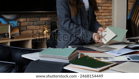 interior design course offers practical and theoretical training. Students develop skills in techniques, project planning, and creative concepts. Classroom sessions combine practice and theory.