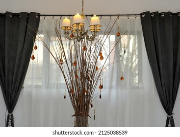 Interior Feminin And Elegant Design With Beautiful Chandelier