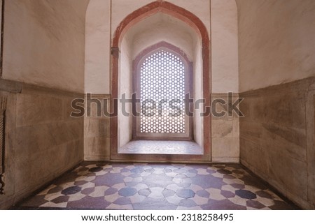 Interior of Humayun's Tomb, Delhi, India, the tomb of the Mughal Emperor Humayun built in 1565, Delhi, India, UNESCO World Heritage Site.