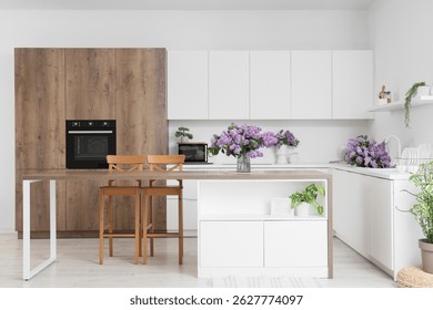 Interior cocina ligera con