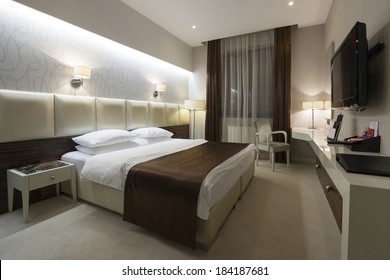 Interior Of A Luxury Hotel Bedroom In Night 